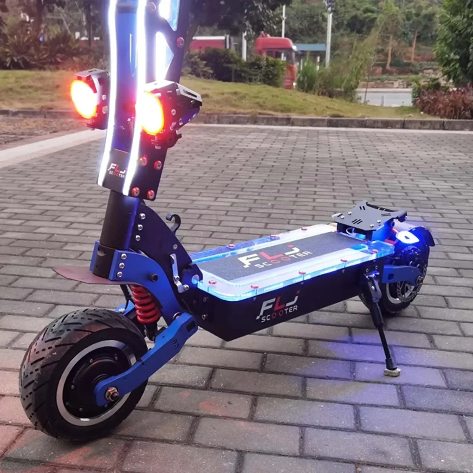 E8P 6000W Dual Motor 60V 35AH Electric Scooter 11 inch Off-Road Tyres with Seat Max Speed 85-90km/hLCD Display Foldable Escooter.